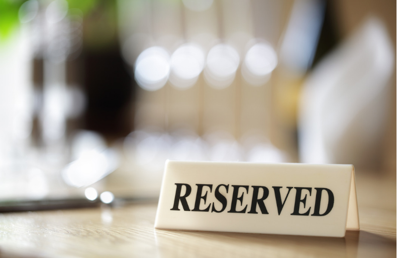 The pros and cons of taking restaurant reservations